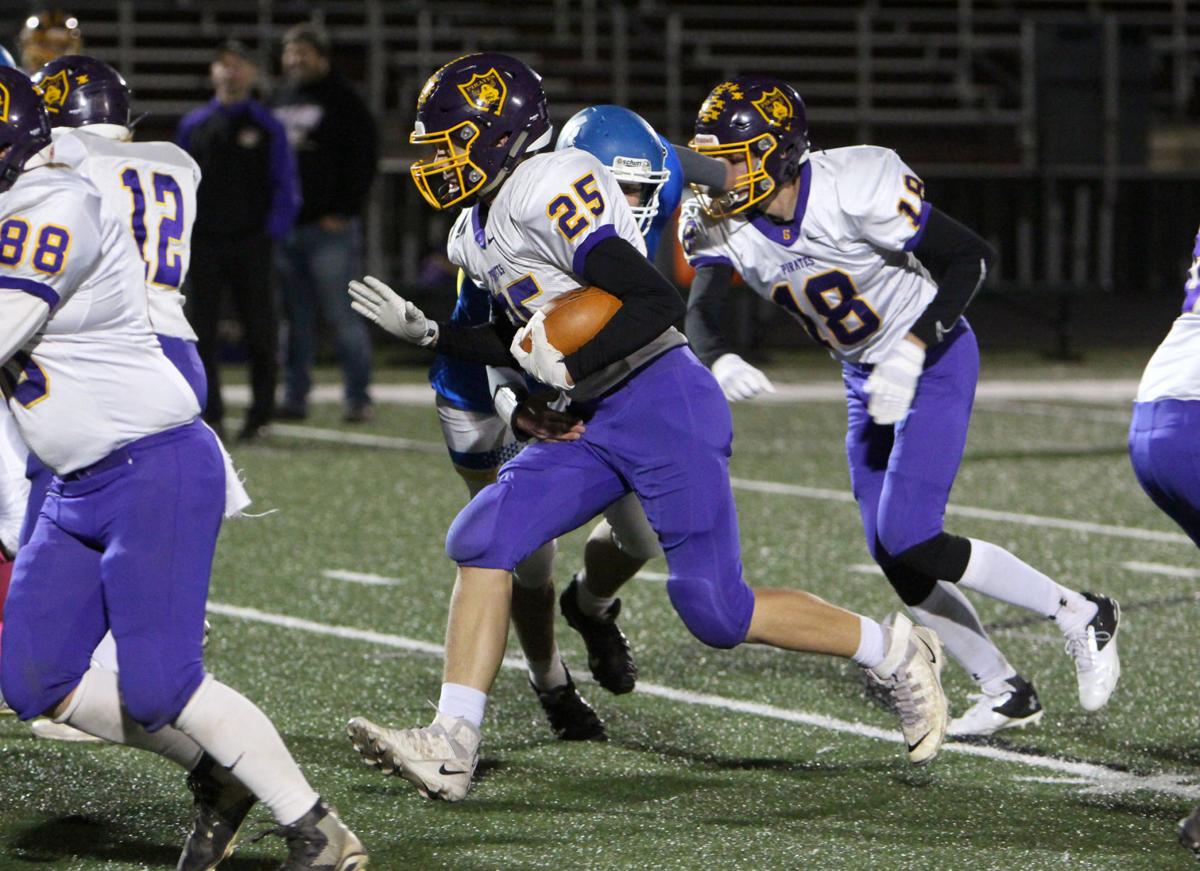 Prep Football 8Man Playoffs Gilman utilizes new talent in return to