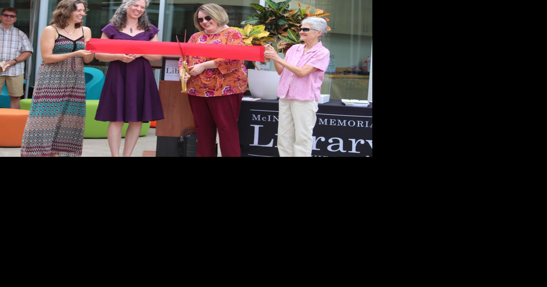 Mural ribbon cutting