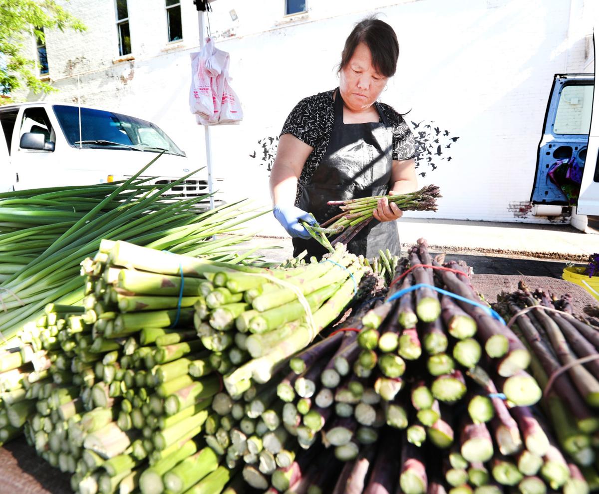 New farmers market opens on North Side of La Crosse
