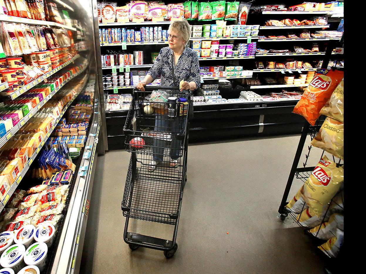 Small Towns Struggle To Keep Attract Grocery Stores Local News Lacrossetribune Com Originally named after arthur crawford, the first municipal commissioner of the city. keep attract grocery stores