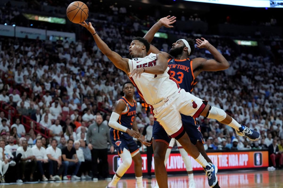 NBA playoffs: Knicks force Game 6 vs. Heat; Warriors extend series vs.  Lakers 