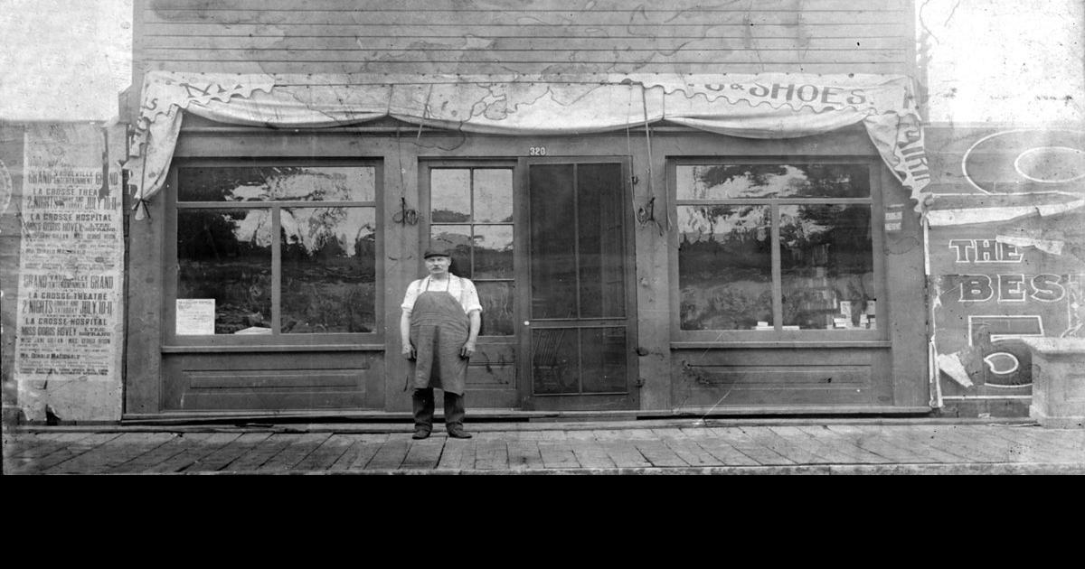 The Way it Was A 1903 shoe repair shop and 22 other photos showing