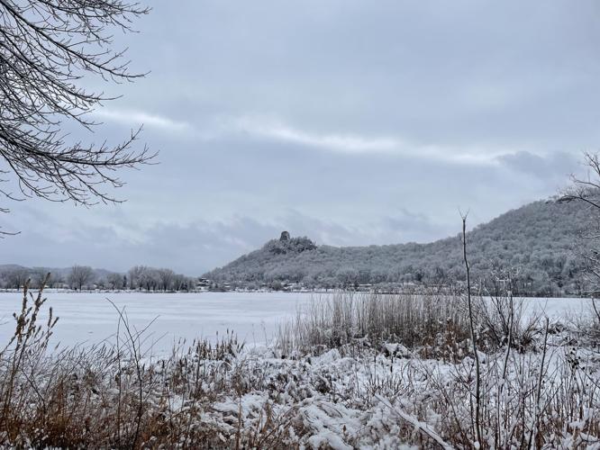 Rosendale man dead after traffic crash in Jackson County