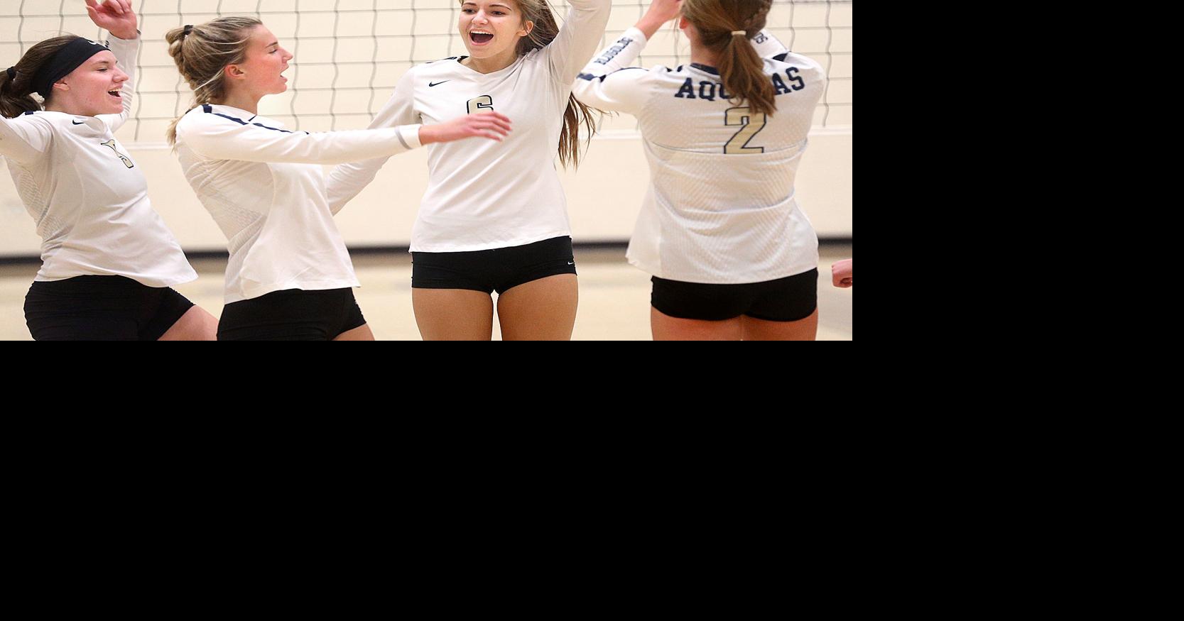 WIAA state volleyball Aquinas ready for matchup with Waterloo
