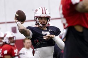 Former 4-star quarterback opens up about transfer from Wisconsin football