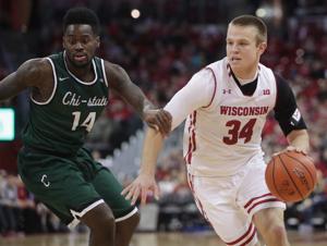 Badgers men's basketball: Wisconsin hangs on at home against struggling Chicago State