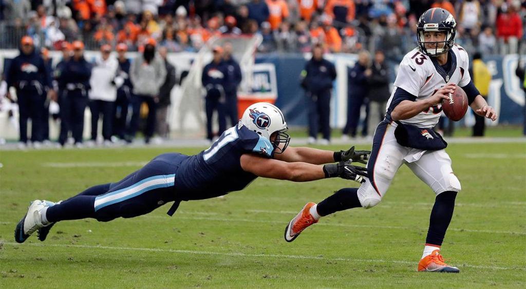 Pro Football Caledonia S Karl Klug Puts Nfl Career Behind Him And Slides Into Coaching Pro Lacrossetribune Com
