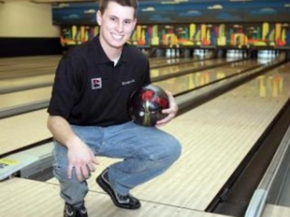 Tribune Men S Bowler Of The Year Andy Mills Dad Misses Breakout Season For Rising Star Sports Lacrossetribune Com