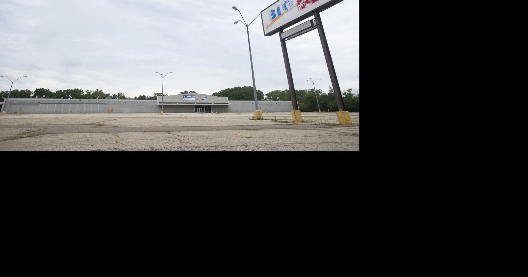 UPDATE: Developer applying for permit to add two restaurants in front of  Kmart building, Top Story