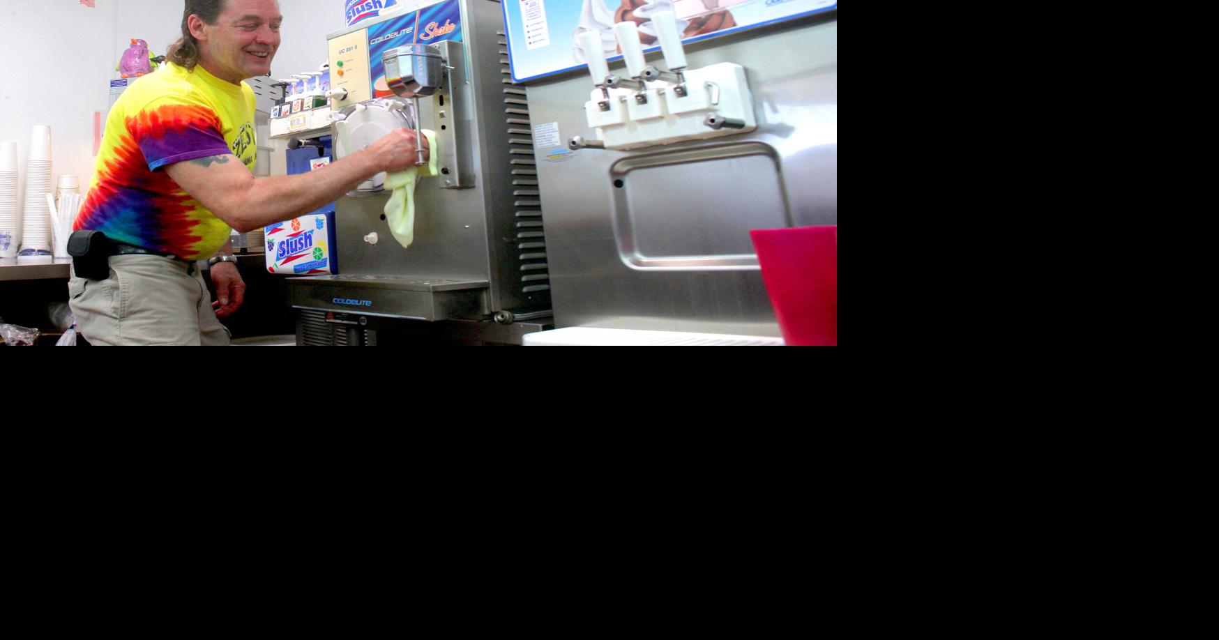 Owner looks to sell iconic Penguin Zesto in Winona