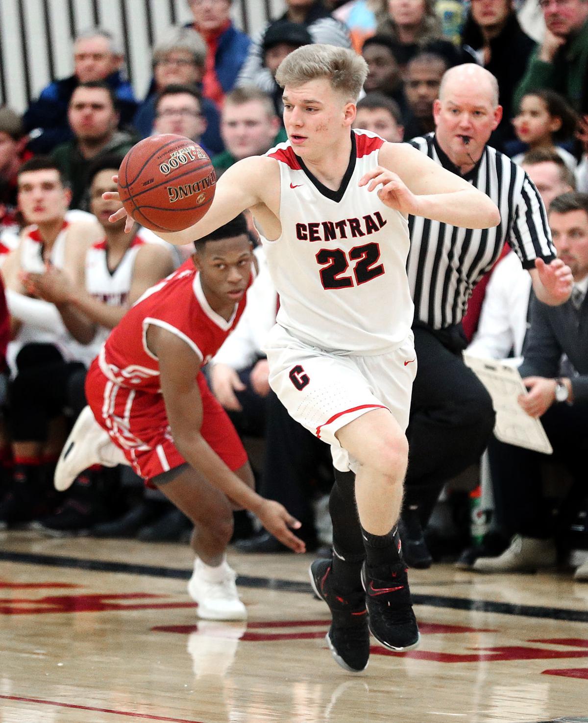 Wiaa State Boys Basketball La Crosse Central S Noah Parcher Keeps