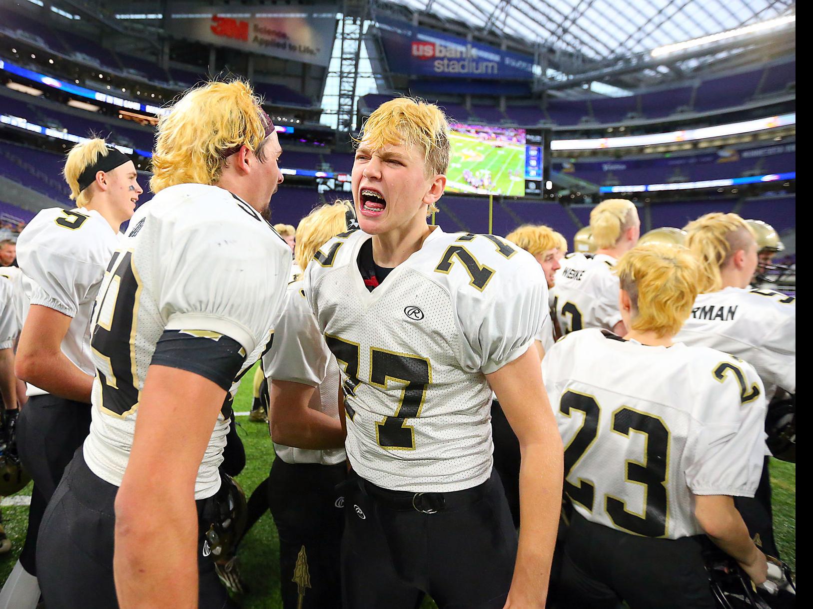 Caledonia Football Team Wins Minnesota Class Aa Semifinal Prep
