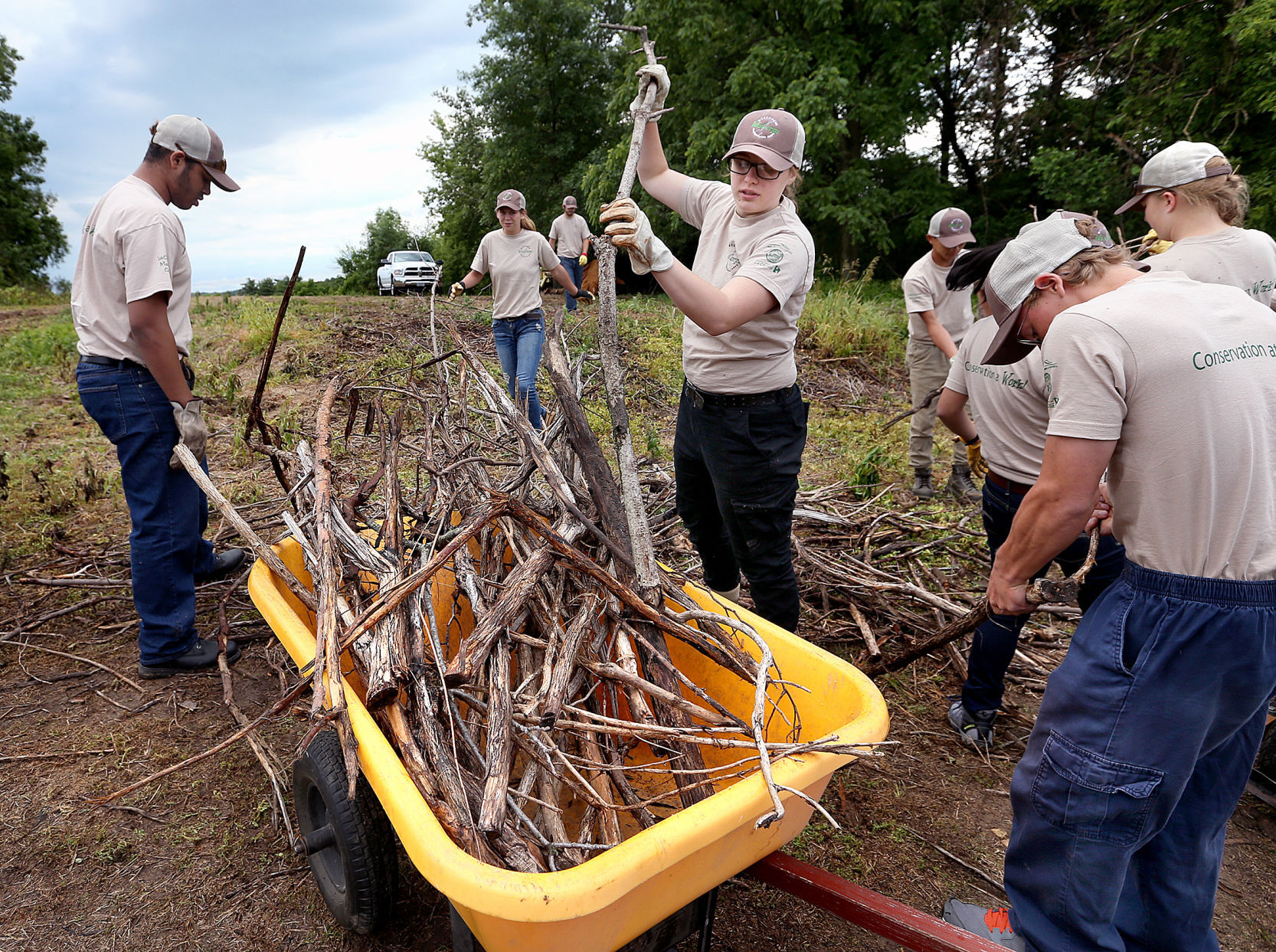 Prepping a prairie Mayor s Crew helps prepare Mathy land for