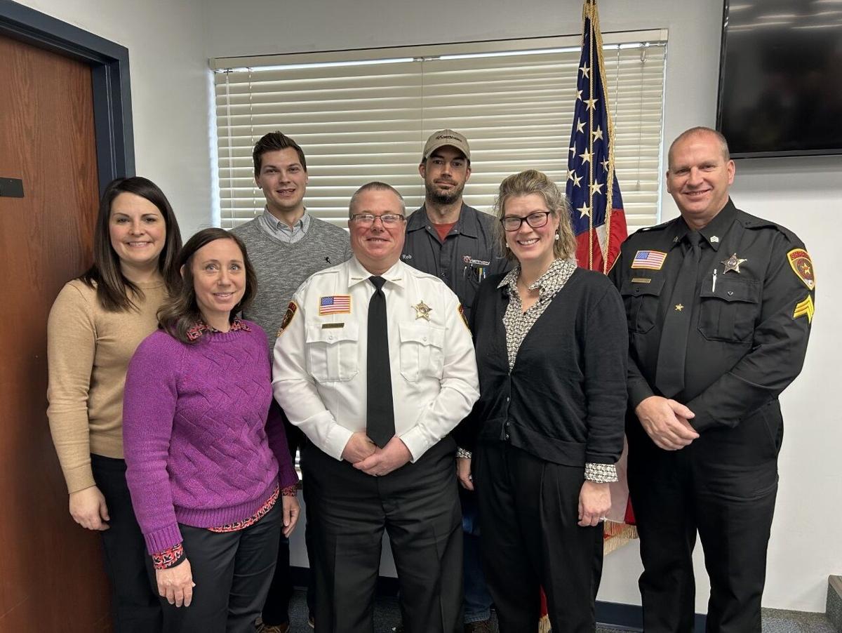 Vernon County Sheriff's Office receives 911 communications grant