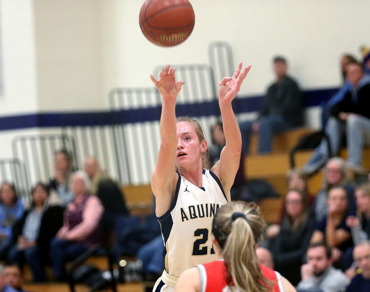 High School Basketball La Crosse Aquinas Lexi Donarski Picked