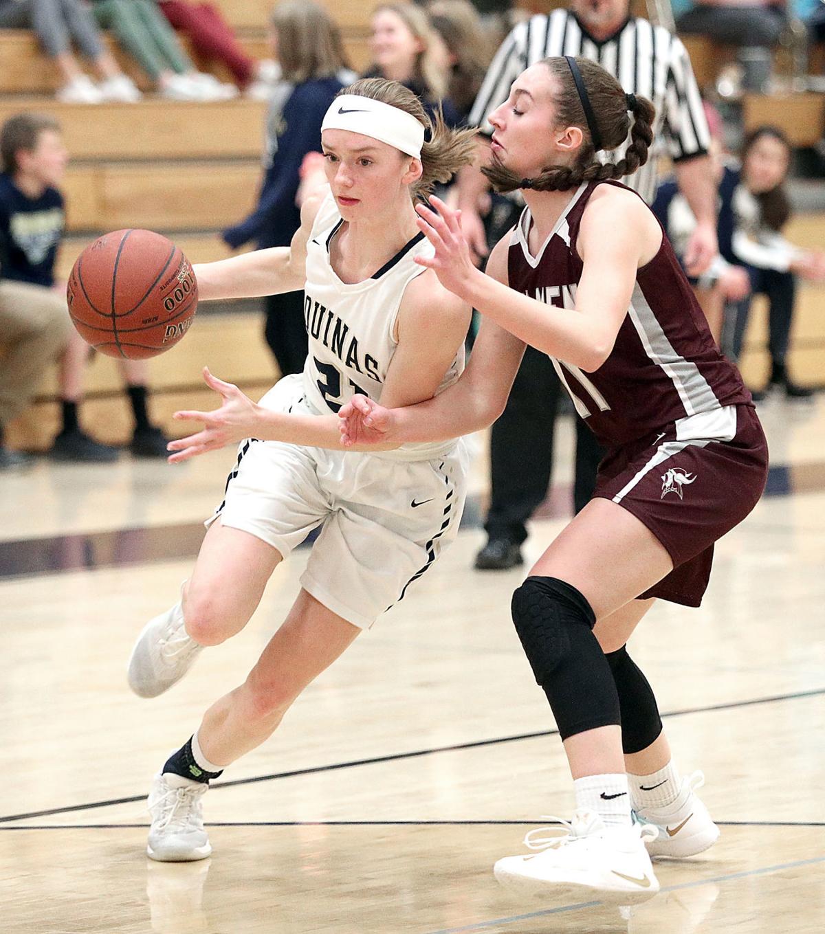 High School Basketball Lexi Donarski Seasoned From The Start