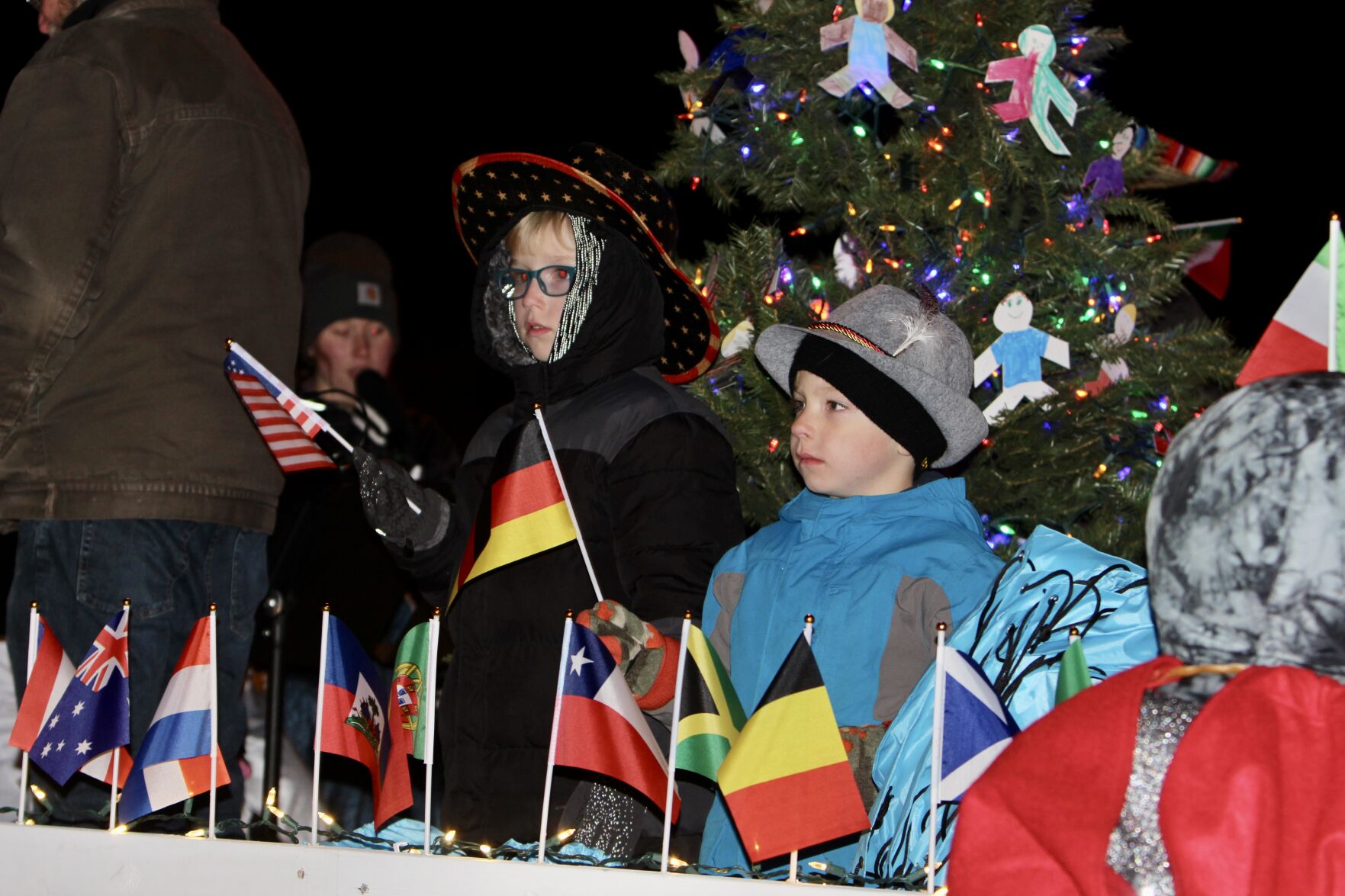 Chippewa Falls Bridge to Wonderland Parade brings thousands to