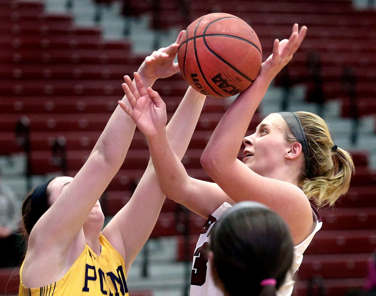 College Basketball No 23 Uw La Crosse Women Handle Stevens Point