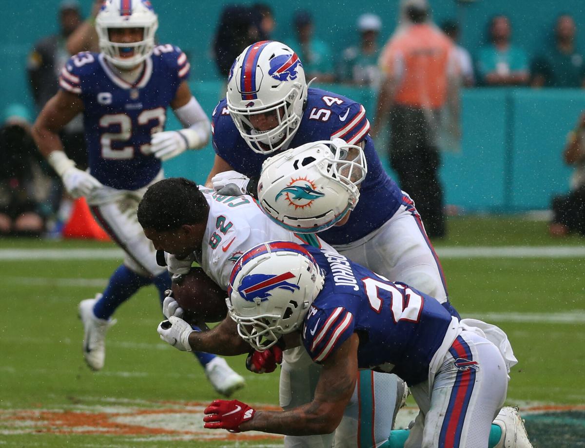 Bills eliminate Tagovailoa, Dolphins with 56-26 rout