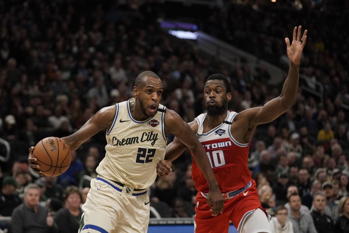 Khris Middleton photo