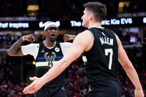 Paul Sullivan: Grayson Allen feeds off boos from Bulls fans in sizzling Game 4 performance for Bucks