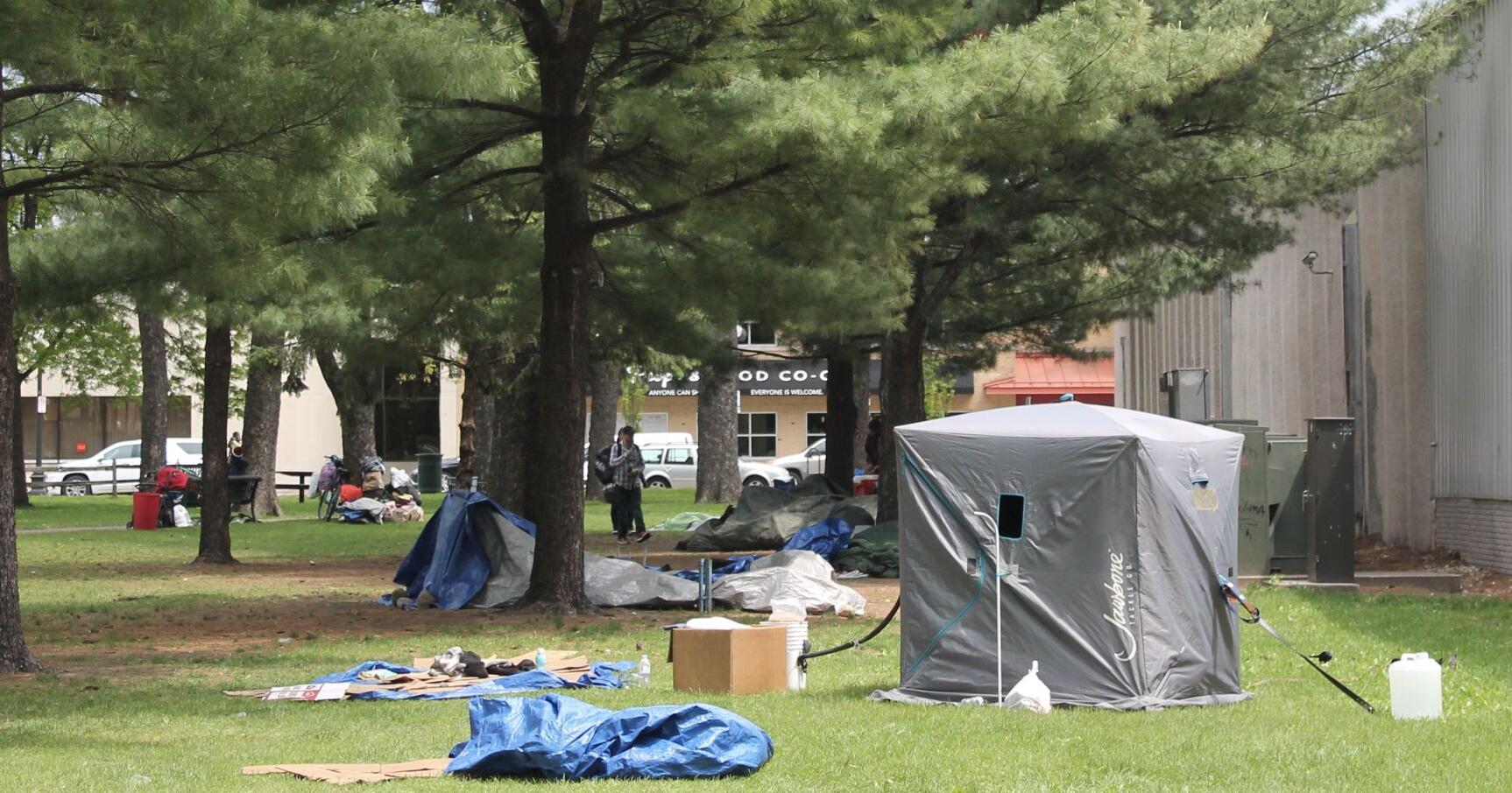 La Crosse city council strengthens ban on camping in parks, parking ramps; approves ordinance amendment - Vimarsana News