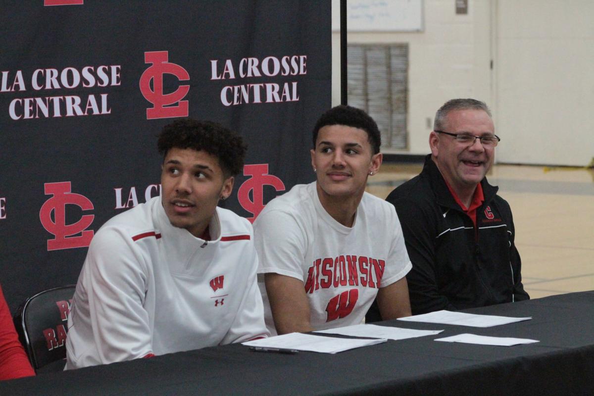 High School Basketball Johnny And Jordan Davis Sign National