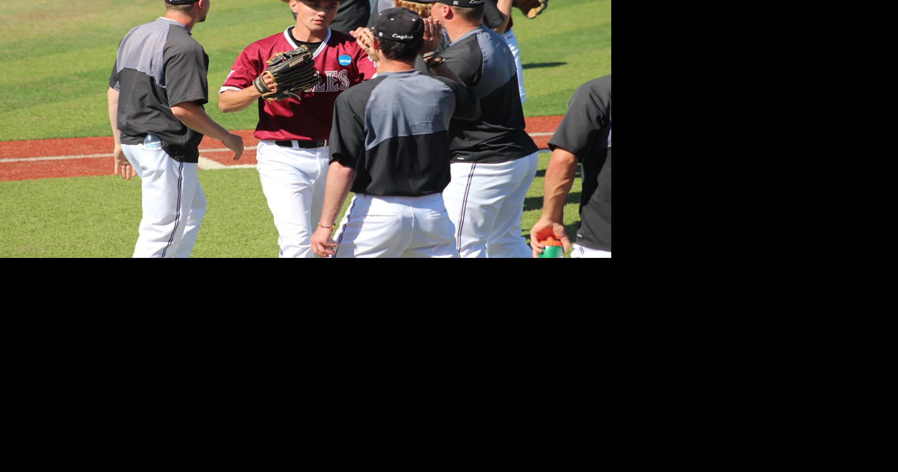 NCAA Division III baseball UWLa Crosse tops Bethel