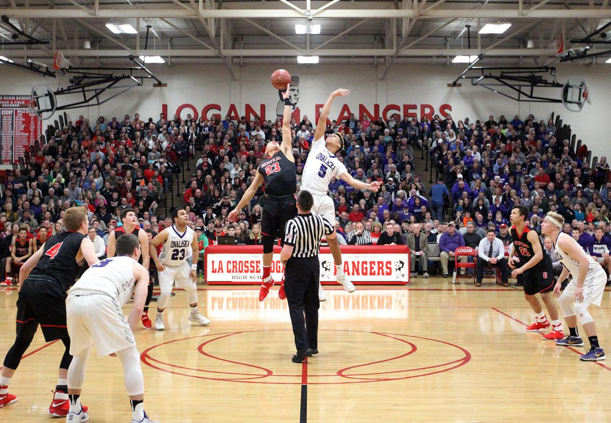 High School Basketball Quartell Roberson Brings Passion