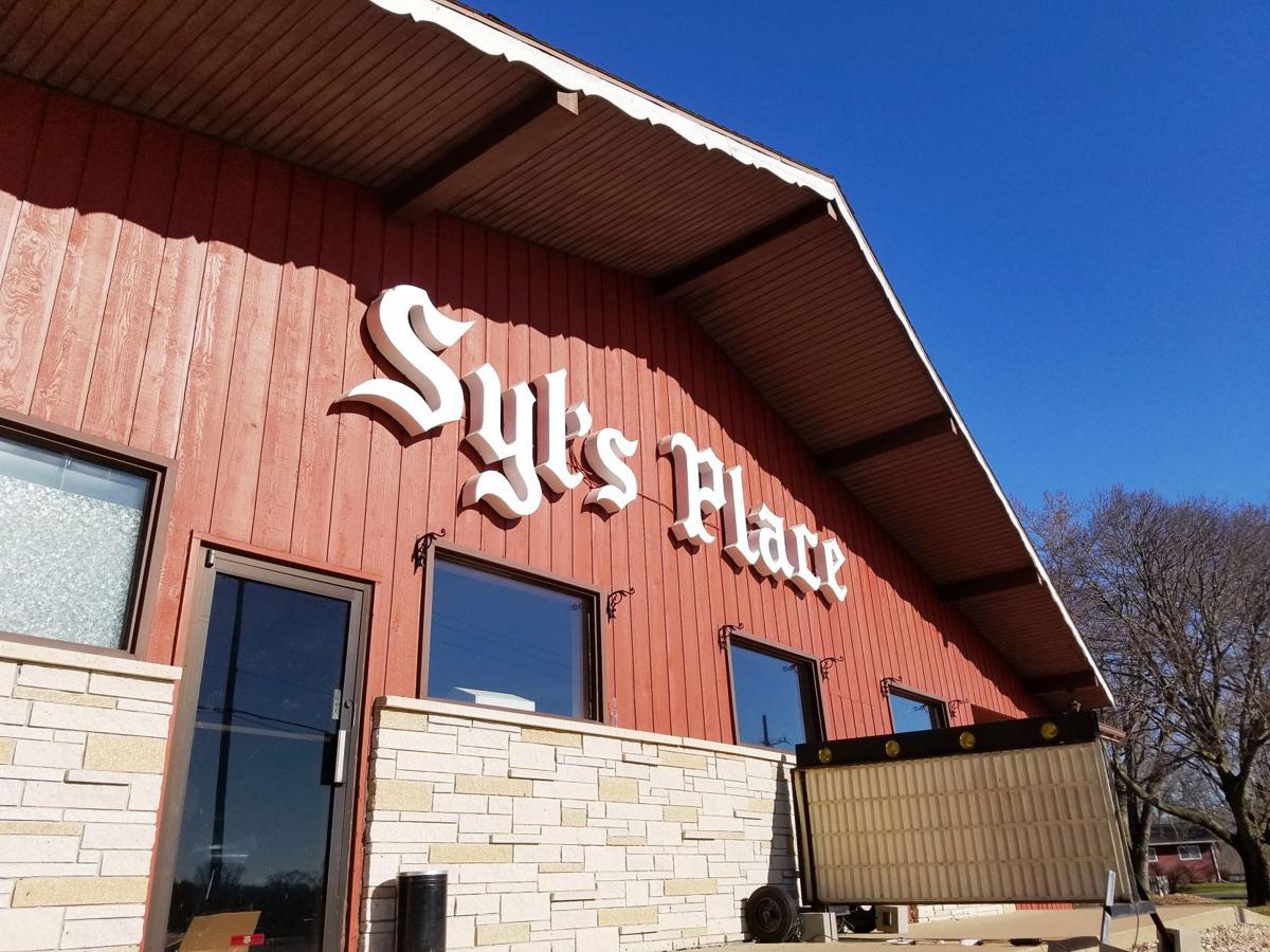 Syl's Supper Club closes after more than half a century in Barre Mills