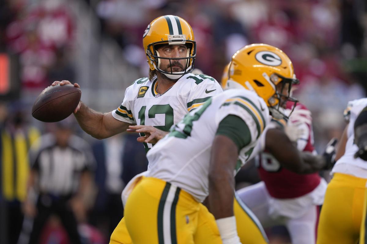 Green Bay Packers: As Aaron Rodgers preps for 'strange' rare meeting with  Ben Roethlisberger, Steelers' situation may serve as cautionary tale