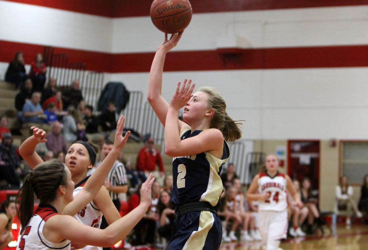 High school girls basketball La Crosse Aquinas girls blast Chippewa