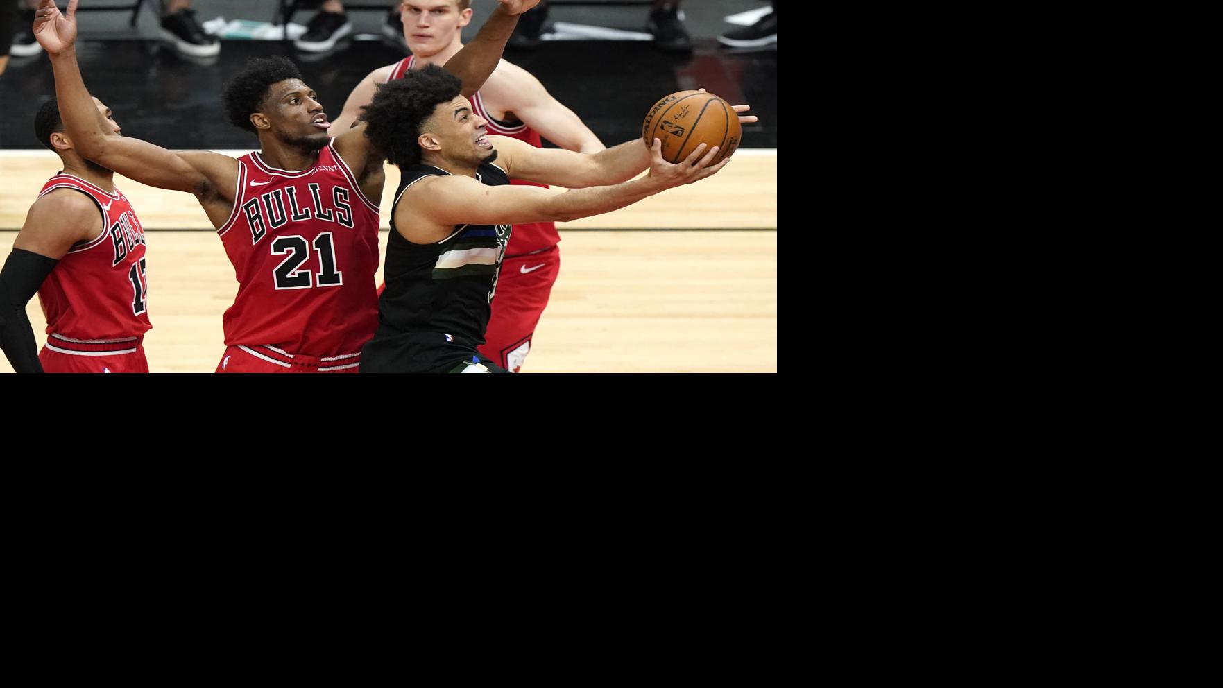 Locked into No. 3 seed, Bucks rest starters in loss to Bulls in regular-season finale
