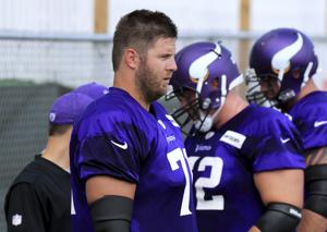 Vikings: Another offensive lineman hurt, but Mike Zimmer says Riley Reiff injury not serious (copy)
