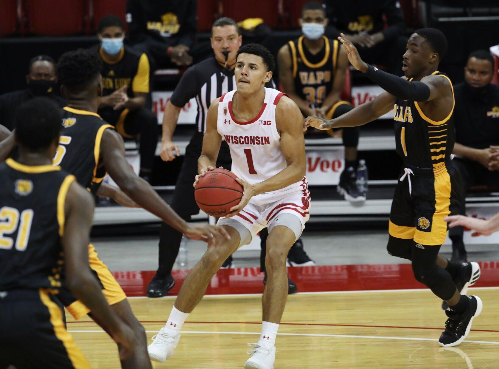 Sporting News rewards Wisconsin’s Johnny Davis with season