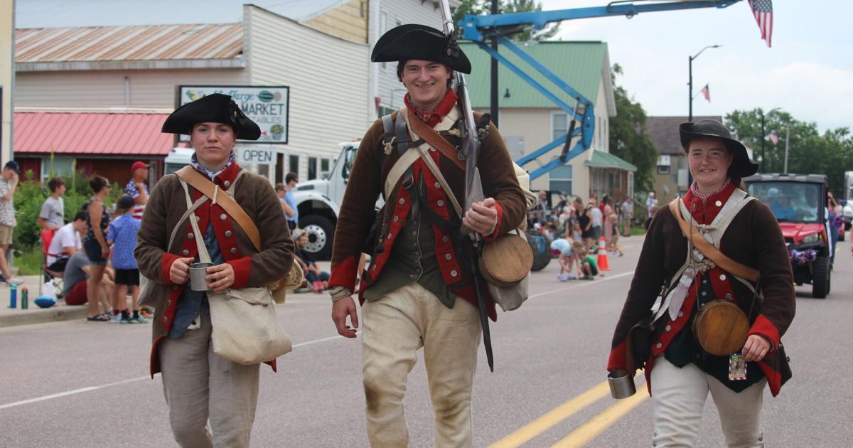 Viroqua and La Farge honor 250 years of American history
