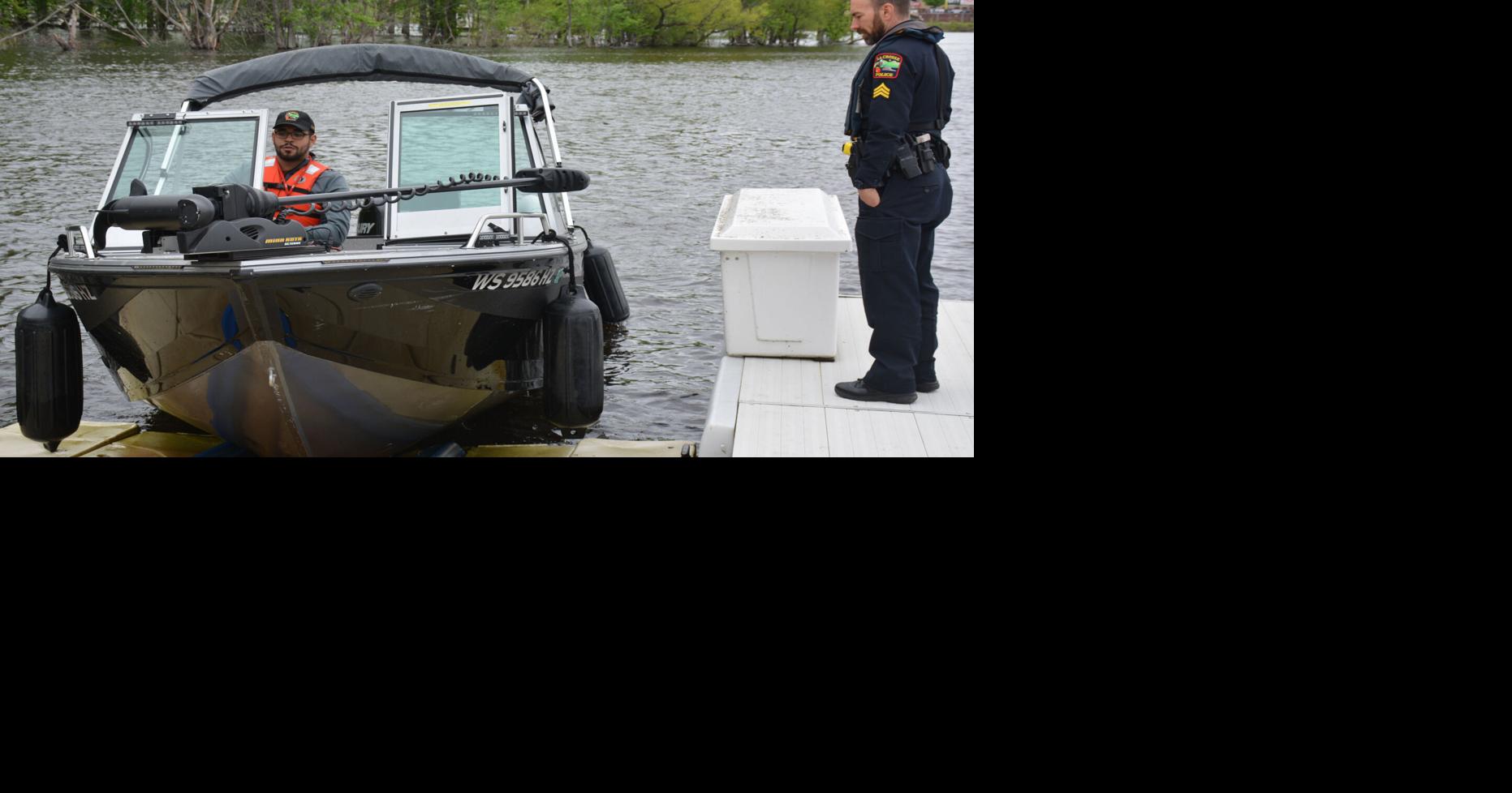 Boater accused of ramming another boat on Mississippi River