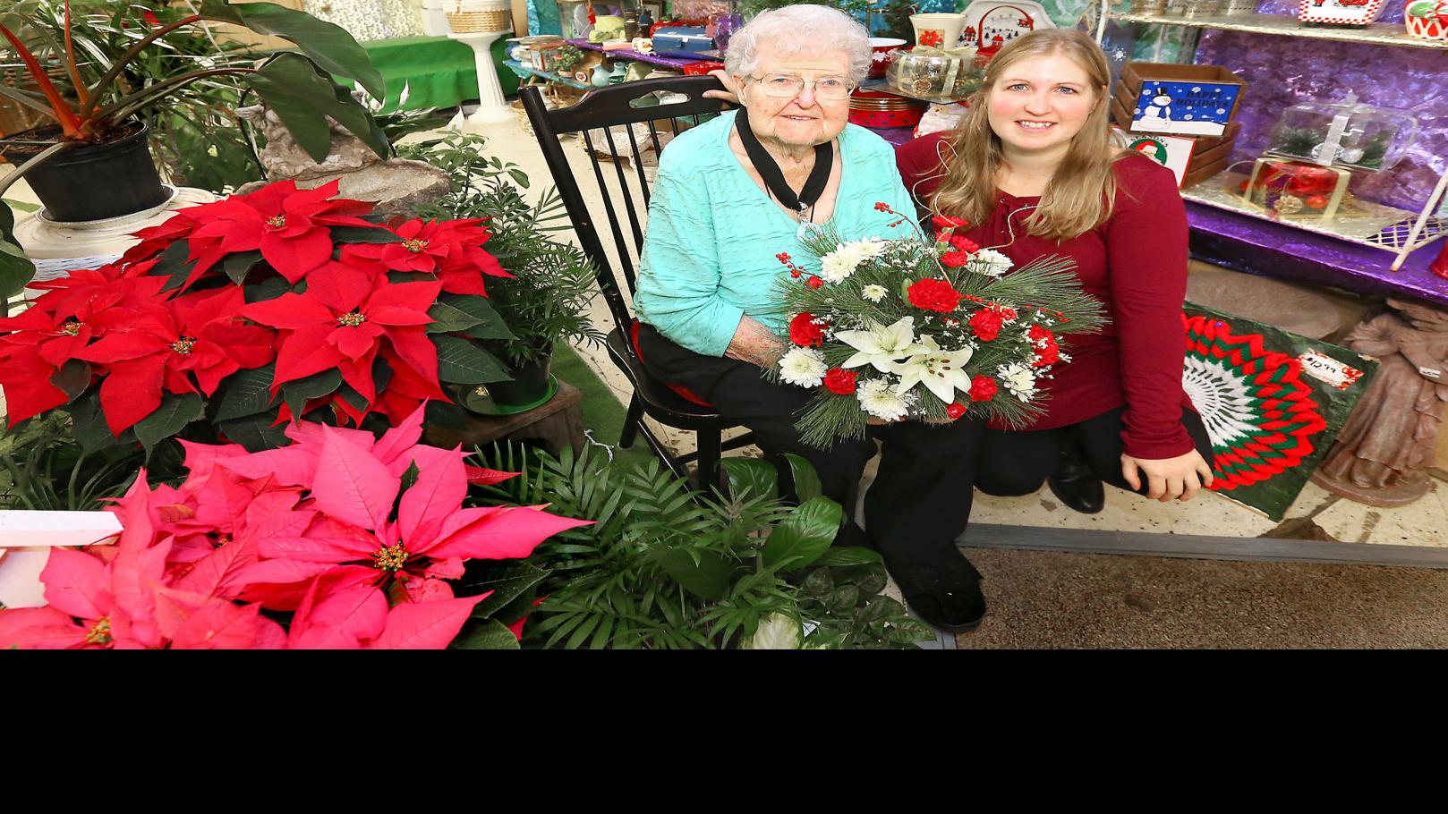 Caledonia Florist Mary Ann Schmitz Is Ready To Retire After 65 Years Business Lacrossetribune Com