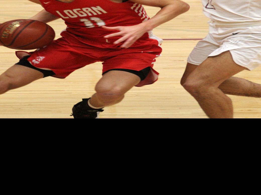 Wiaa Boys Basketball La Crosse Logan Ousted From D2 Bracket By Menomonie Preps Lacrossetribune Com