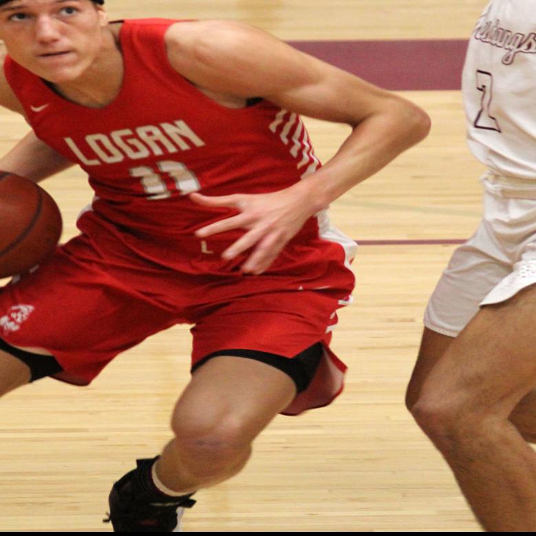 Wiaa Boys Basketball La Crosse Logan Ousted From D2 Bracket By