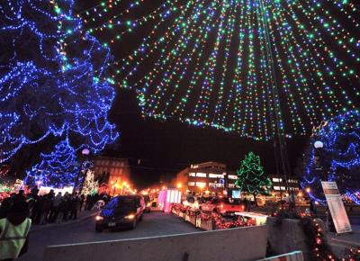 Religious Display City Says Rotary Lights Do Not Cross Line