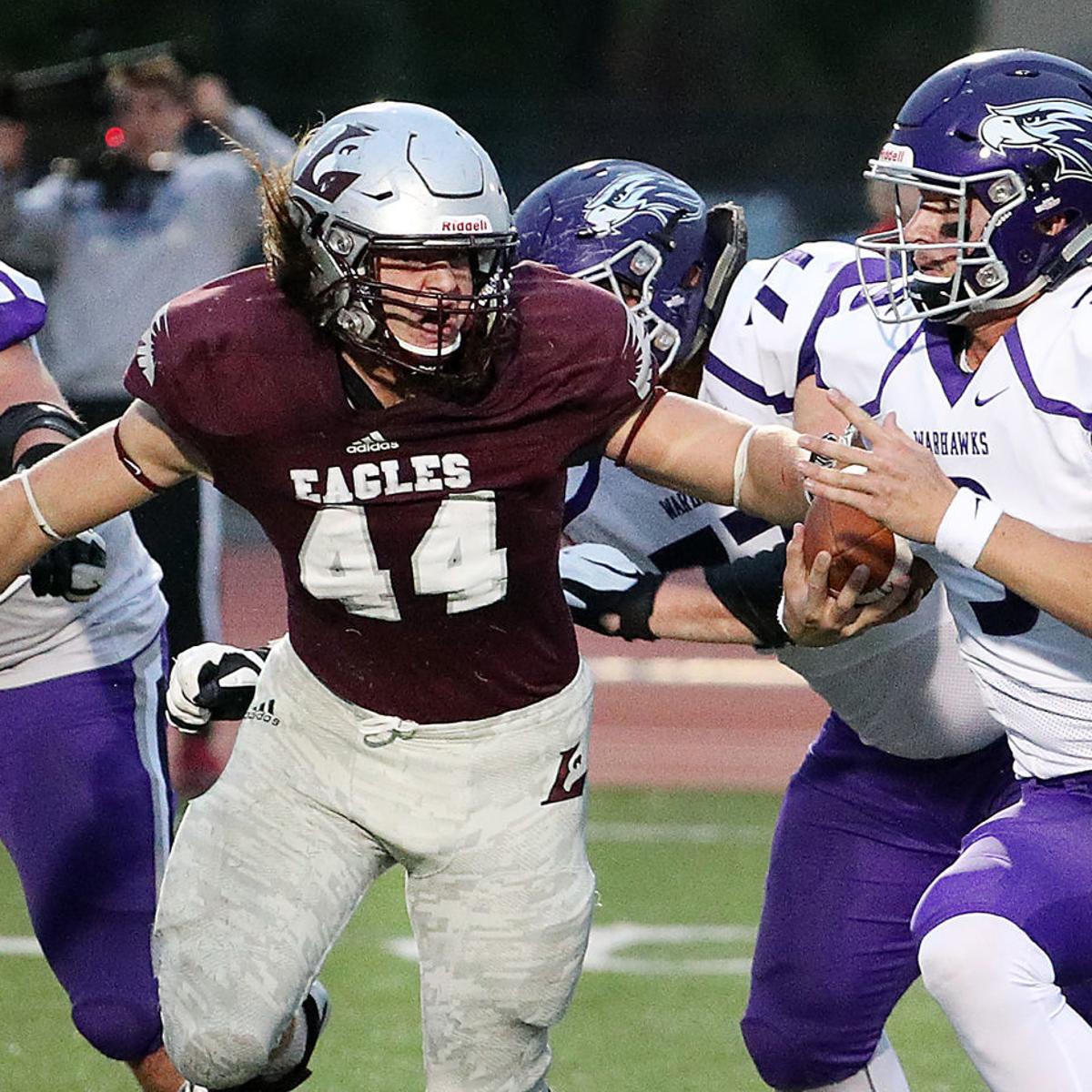 Pro Football Black River Falls Grad Zack Zillmer Taking It Day