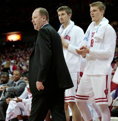 Badgers Men S Basketball Wisconsin Moves Up One Spot To No 17 In