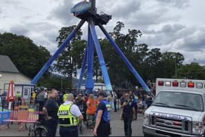 Crews rescue 28 people trapped upside down on Oregon amusement park ride
