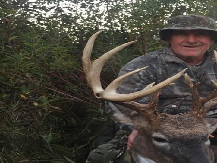 Wisconsin S Youth Deer Hunt Is Oct 10 11 Lacrossetribune Com