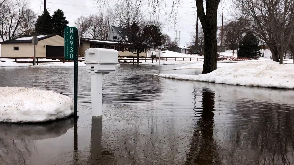 Fire departments respond to flooding