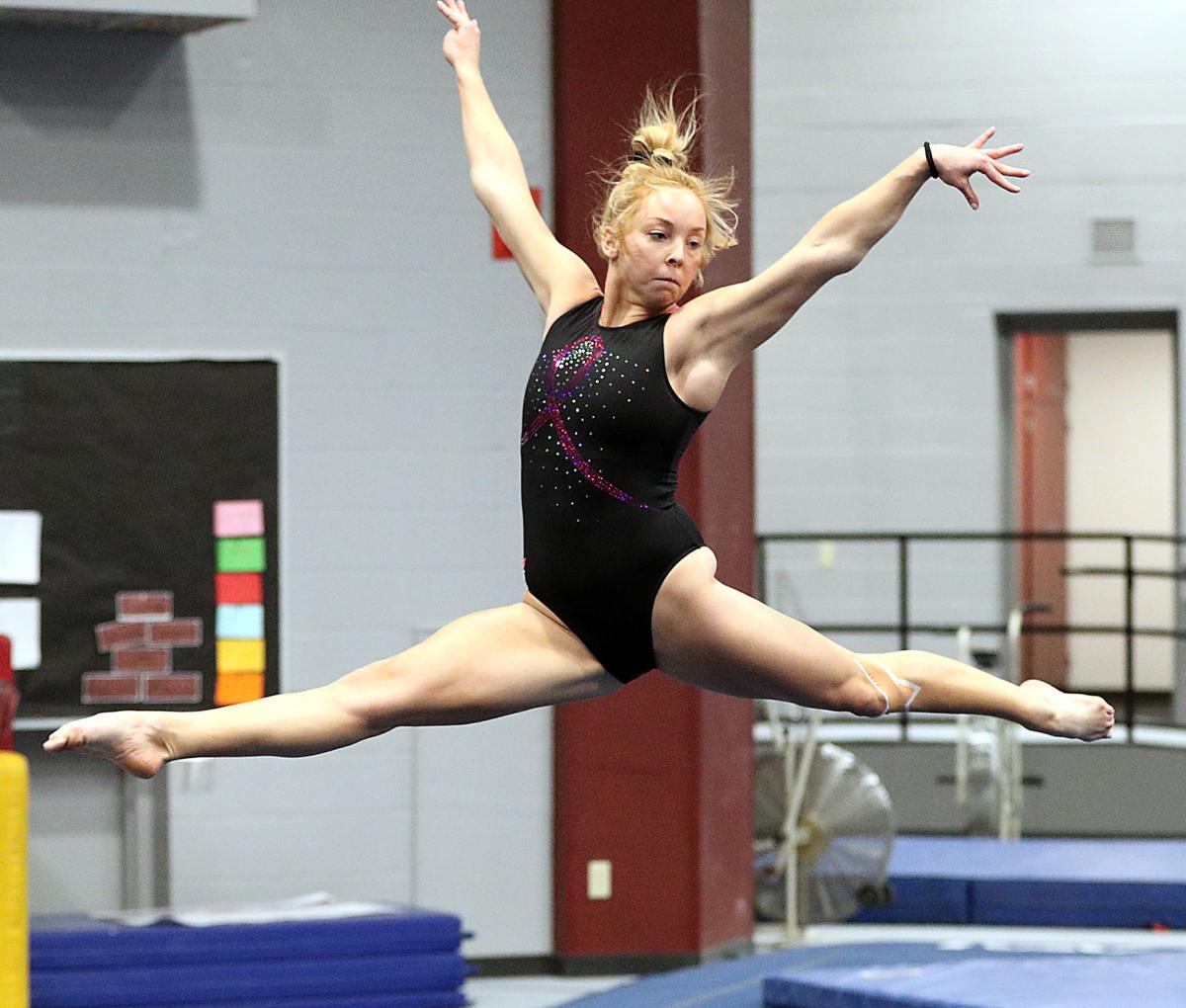 UWLa Crosse gymnastics Leadership training, mental toughness key to