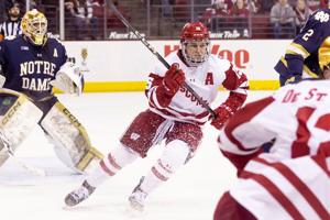 Wisconsin men's hockey linemates show how much their presence is worth in rally