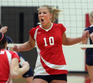 Randy Johnson's daughter is volleyball star