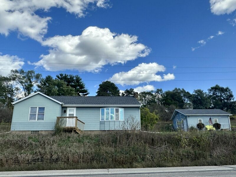 3 Bedroom Home in Onalaska 219,900